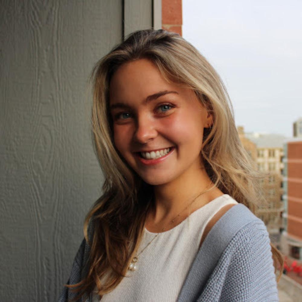 Meet your Posher, Caileigh